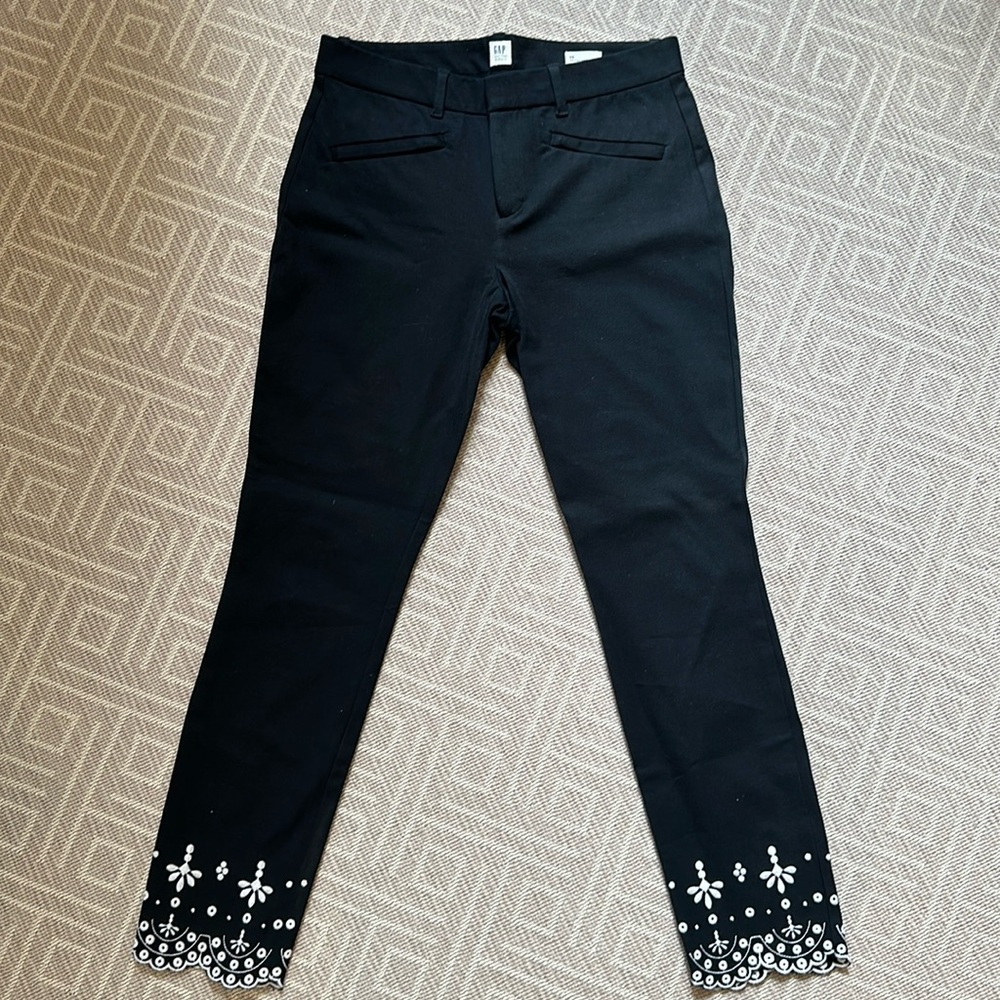 Gap Slim Black Pants